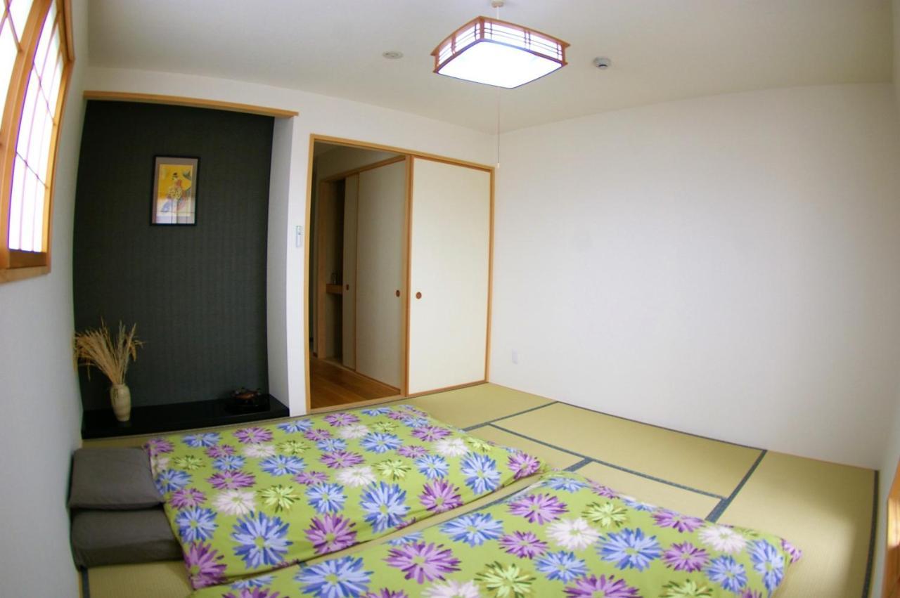 Vegan Minshuku Sanbiki Neko Hotell Kyoto Exteriör bild